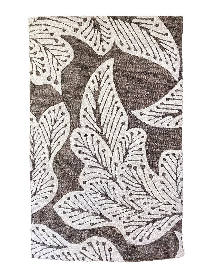 eye heart hand Taupe Leaf hand-tufted wool rug with oversized cream leaves on taupe, full rug, top view – Kate Spain design
